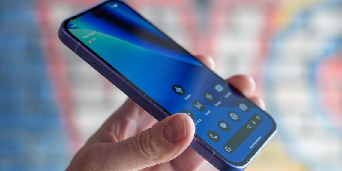 The Google Pixel 10a: A Flat Design That Stands Out by Lying Still