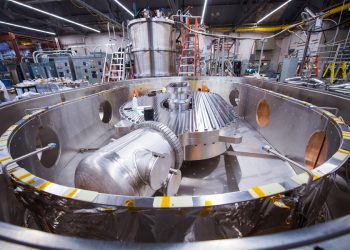 Amazon Implements 3.5% Fuel Surcharge as Conflict in Iran Disrupts Global Oil