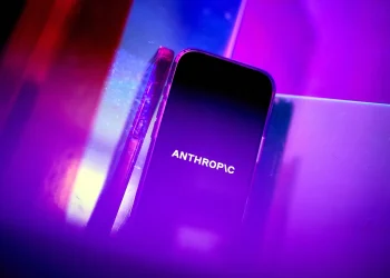 By giving competing AI chatbots unrestricted access to WhatsApp, Meta hopes to avoid an EU sanction.